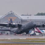 USAF C-130J-30 Hercules  Abflug