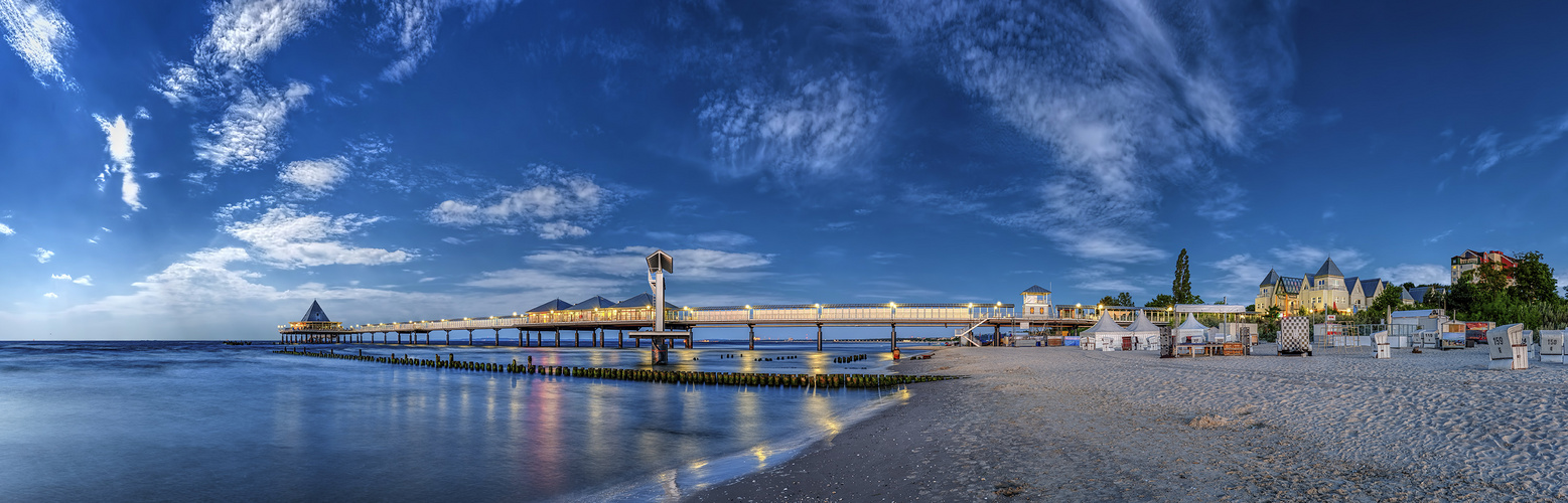 Usedom Ostsee Seebrücke Heringsdorf beleucht  Panorama