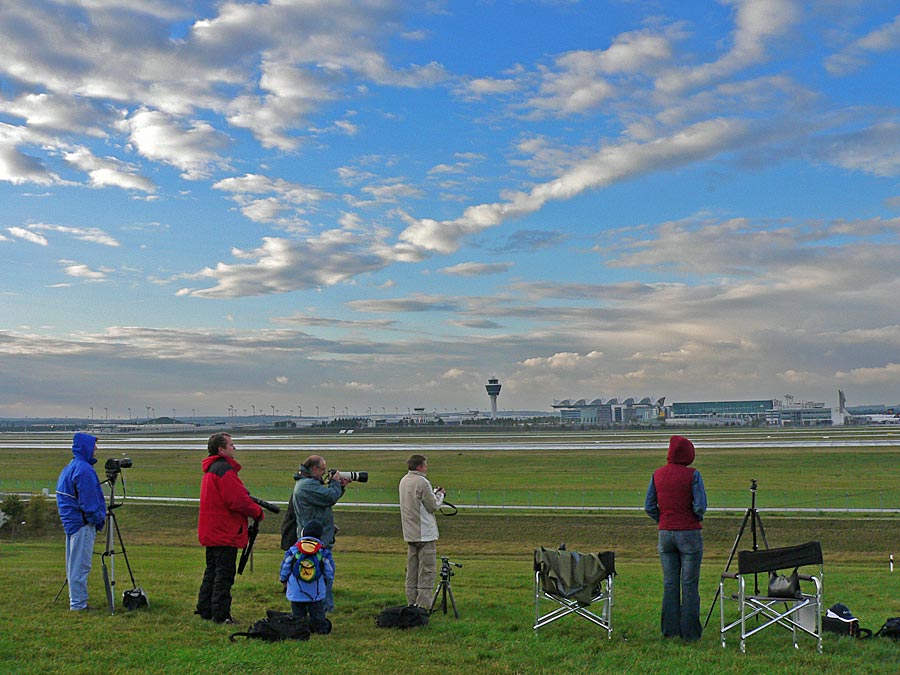 Usertreffen FJS Flughafen Hügel2