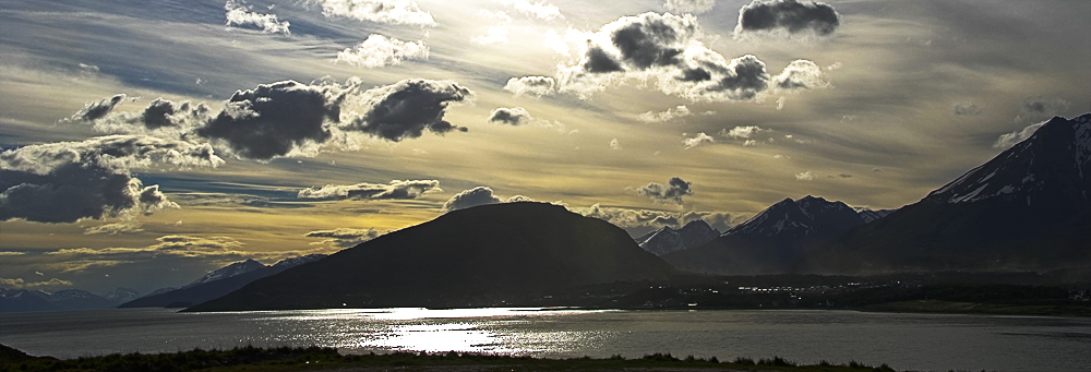 Ushuaia mit Blick auf den Beagle Kanal