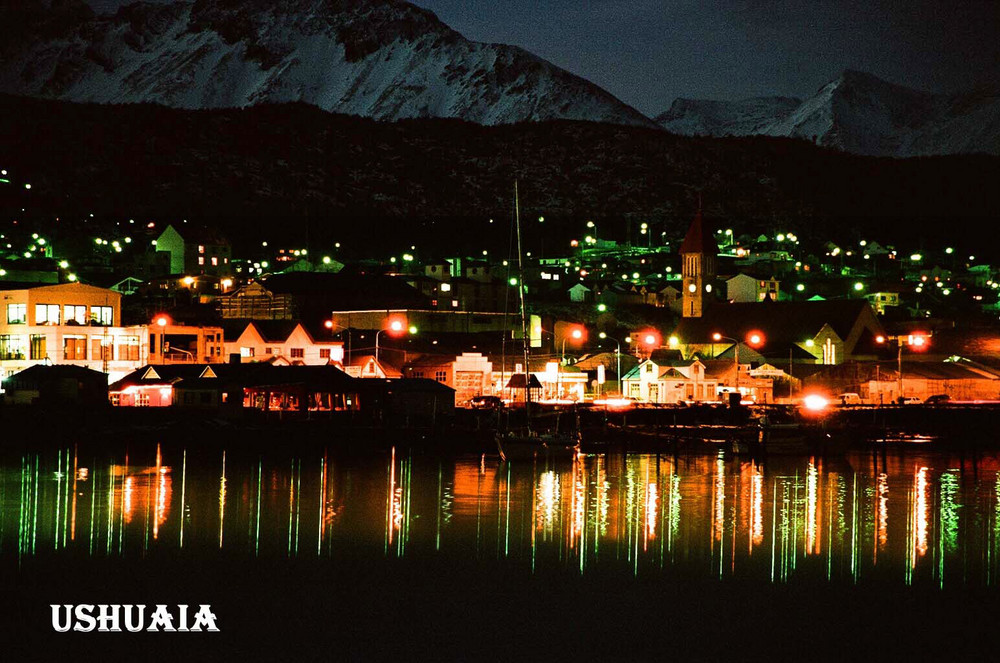 USHUAIA NOCTURNA