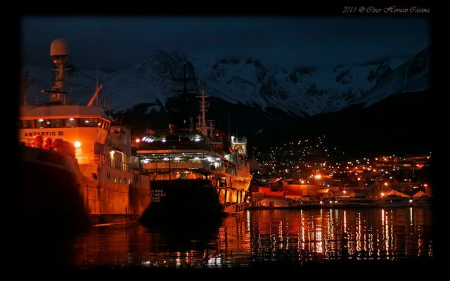 Ushuaia nocturno