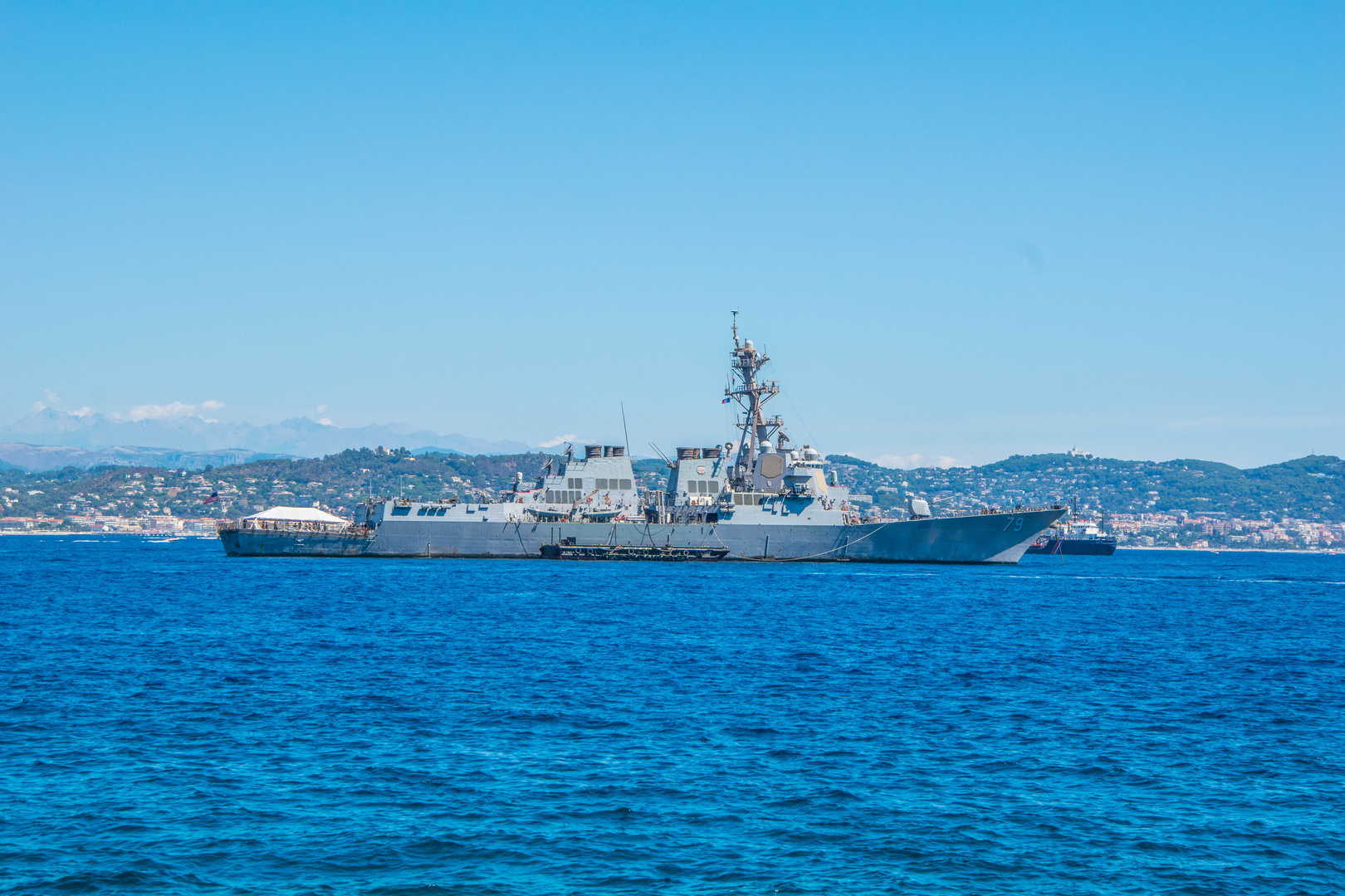 USS Oscar Austin - colour - Théoule-sur-Mer 2017