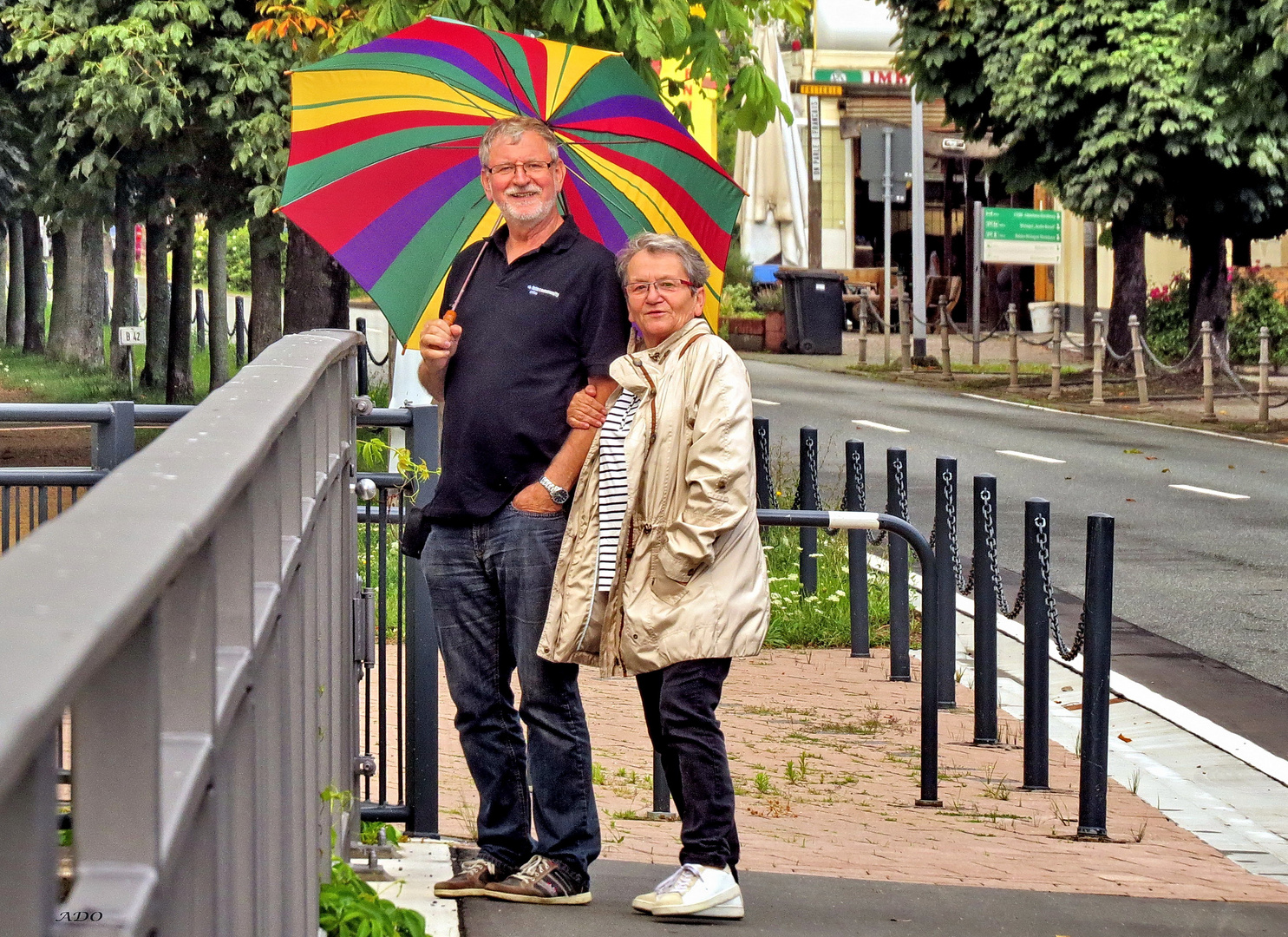 Ute and Egon .... under the rainbow umbrella