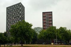 Utrecht - Uithof - Cambridgelaan - Buildings "de Bisschoppen" & Casa Confetti