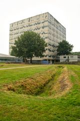 Utrecht - Uithof - Cambridgelaan - Faculty of Dentistry - Building "the Punched Card " - 02