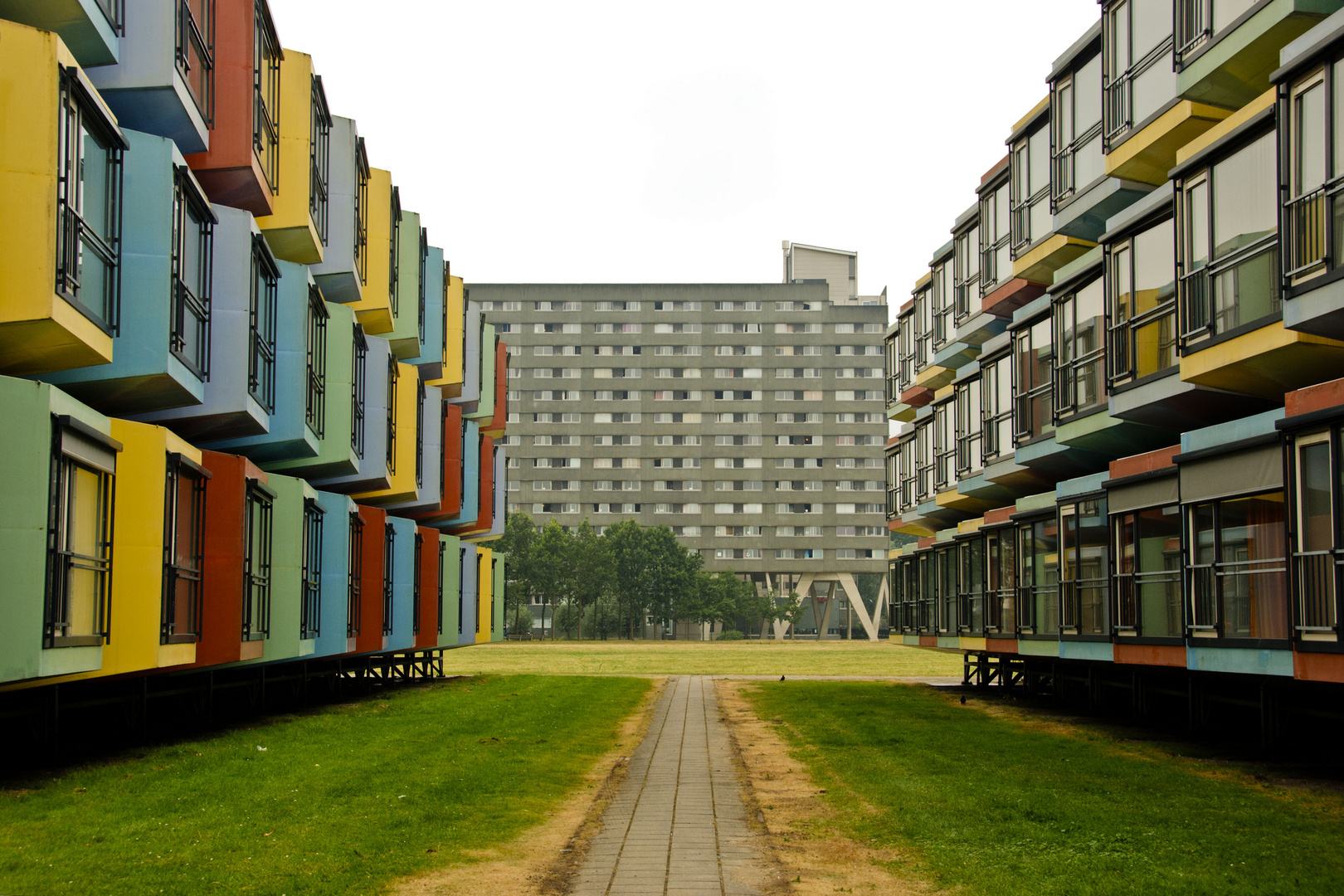 Utrecht - Uithof - Cambridgelaan - Student Dwellings - 03