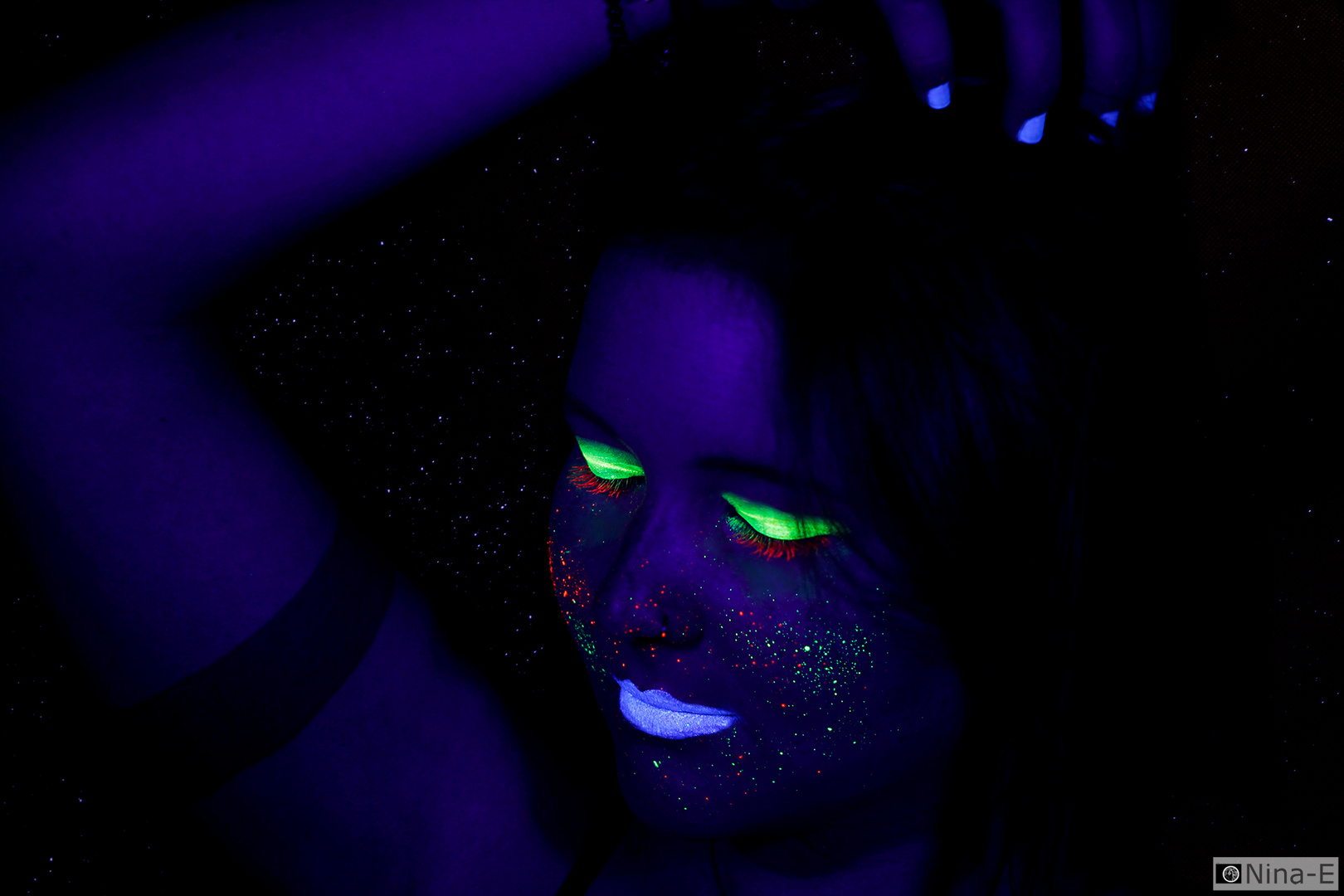 UV Lights V