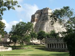 Uxmal (Pyramide des Zauberers)