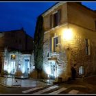 UZES - 8 -