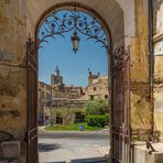 Uzès