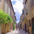 Uzès, au hasard des rues ....