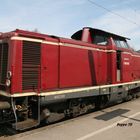 V 100 1365 der Bayernbahn als Vorspann vor 1042 520-8 der Centralbahn AG Basel