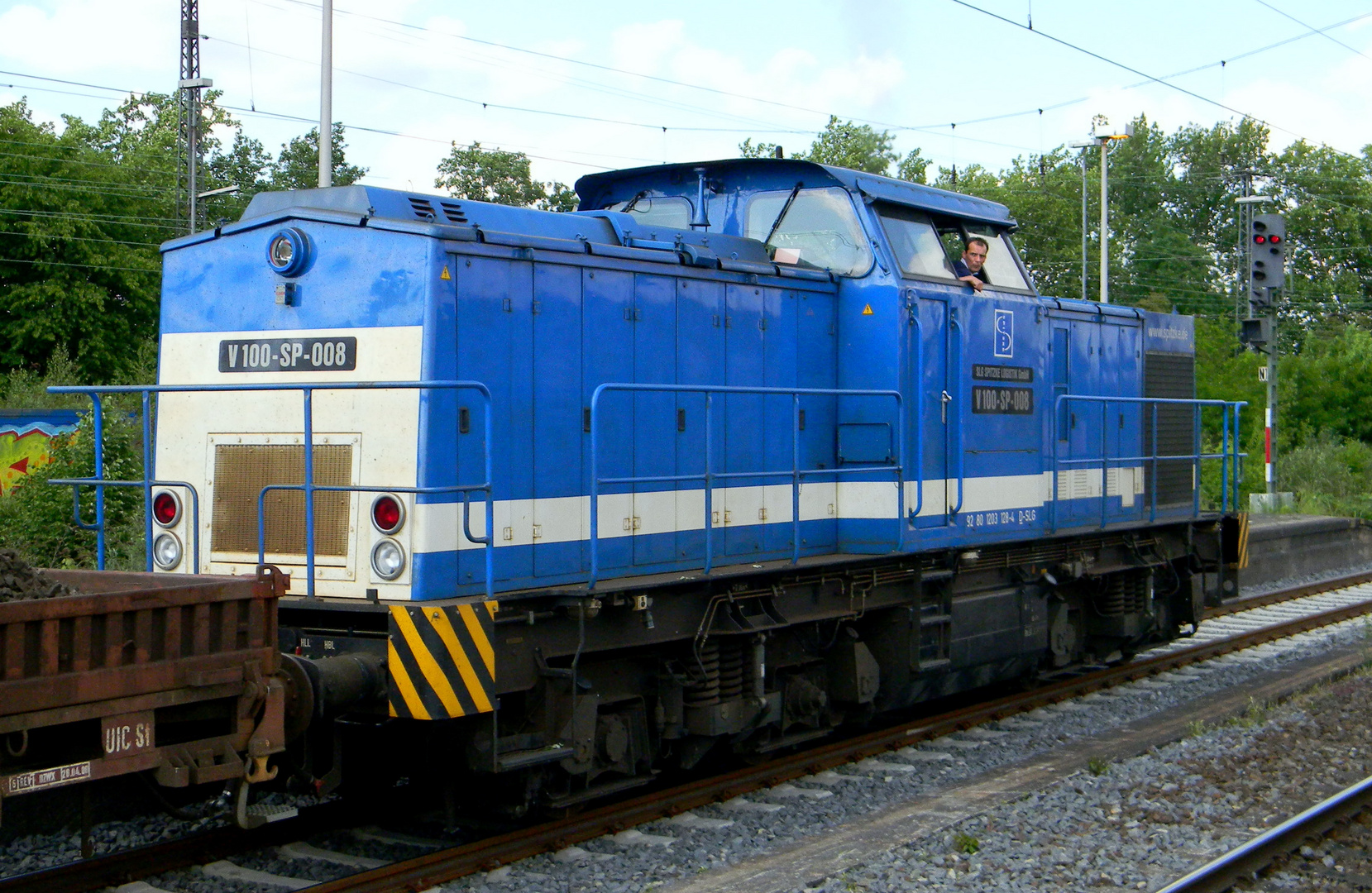 V 100 -SP - 008 mit Schotterzug