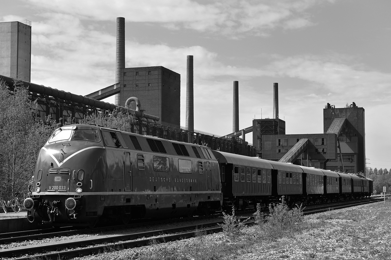 V200 vor Zollverein