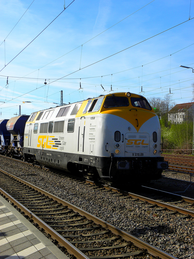 V270.09 bei der Arbeit in Saarbrücken Burbach