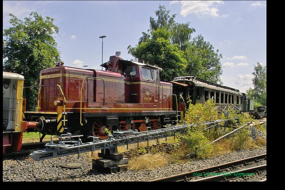 V60 Rangierlock (?!) & ausgebrannter Wagon # Eisenbahnmuseum HN-Böckingen