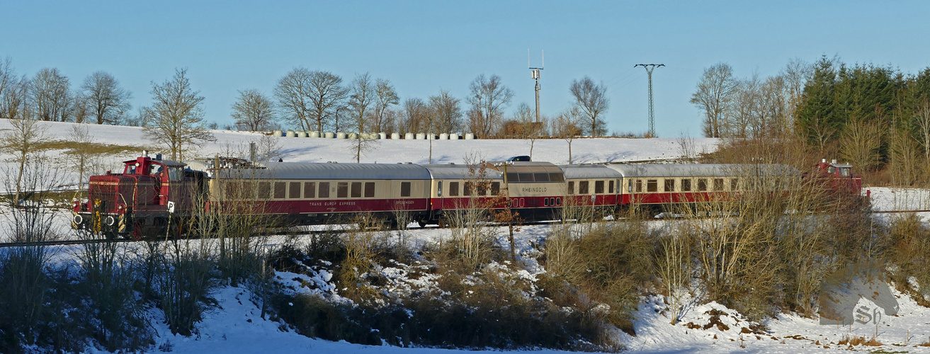 V60 / Rheingold-Waggons