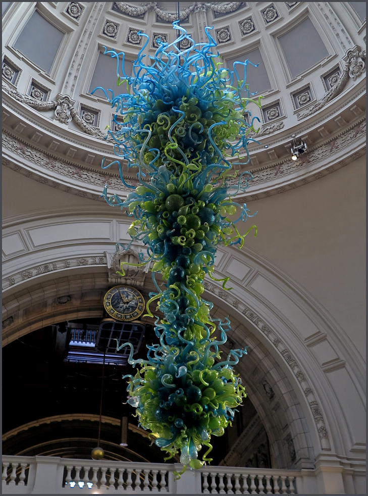 V&A Rotunda Chandelier