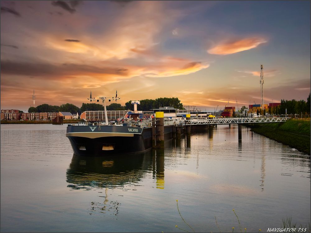 VACANDO, Tanker; Rotterdam