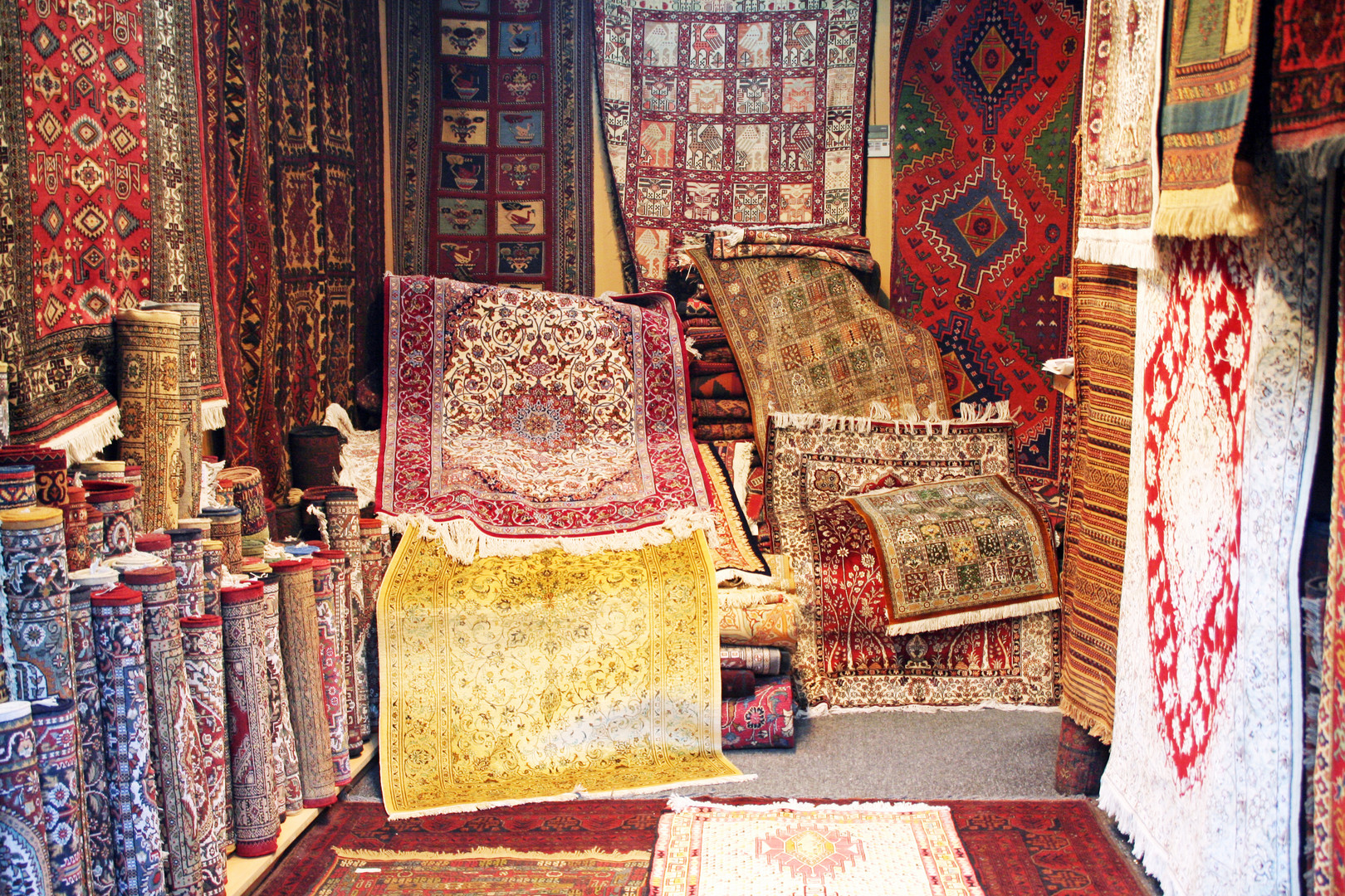 VAE: Beim Teppichhändler