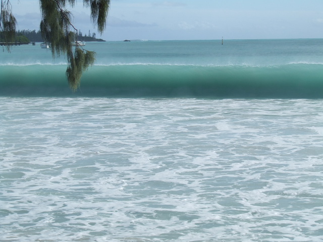 Vague à l'île des pins