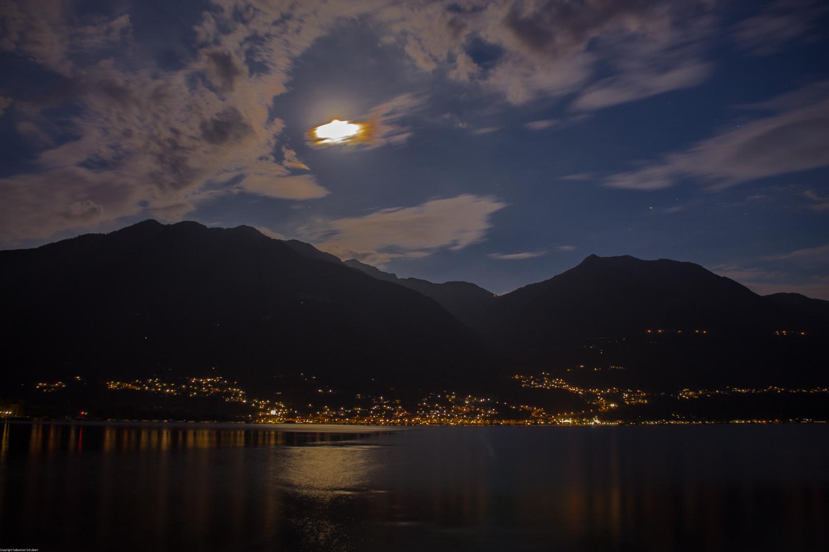 vairano vira ostseite lago maggiore by night