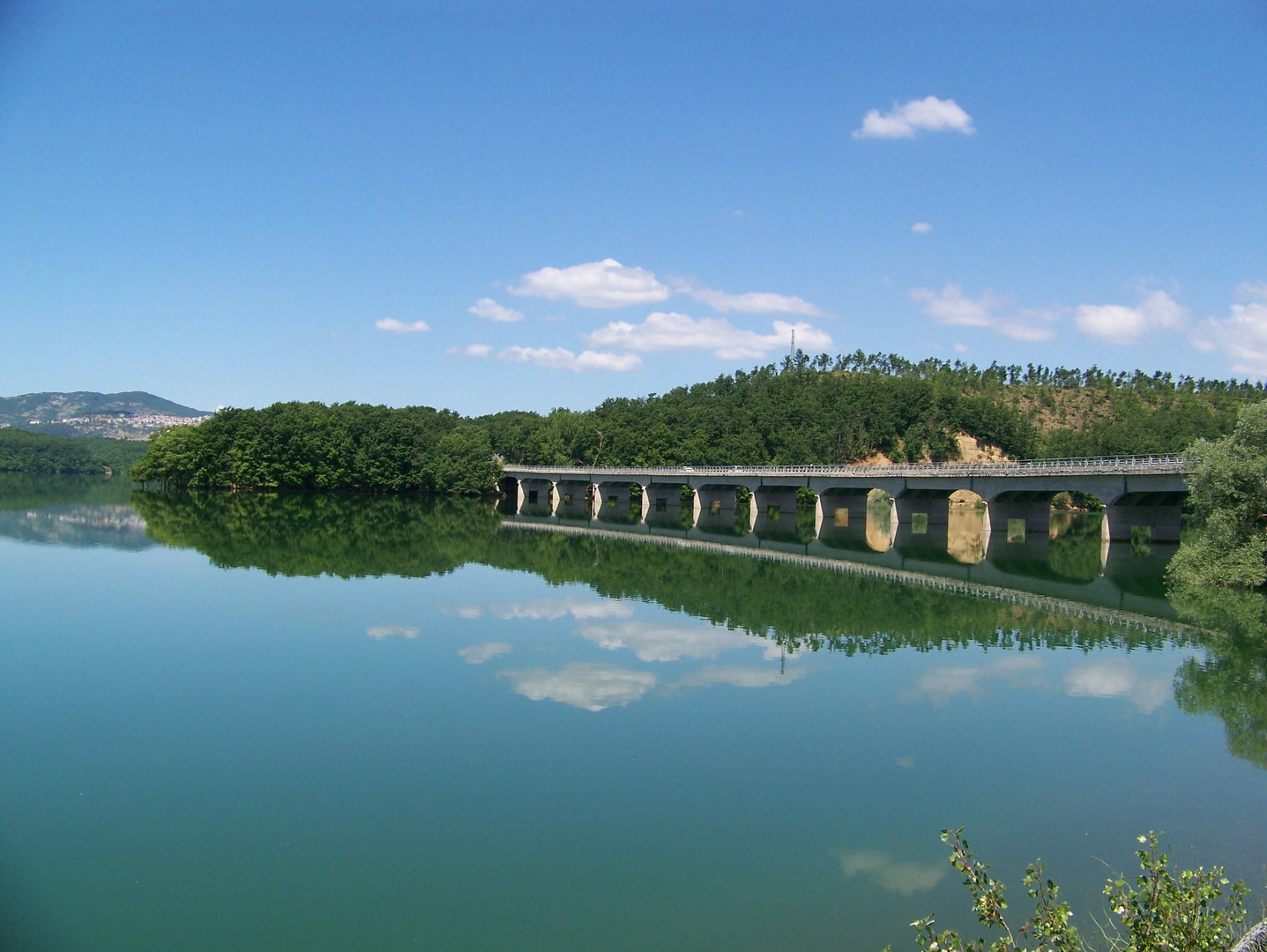 Val D'Agri Il Lago Pertusillo