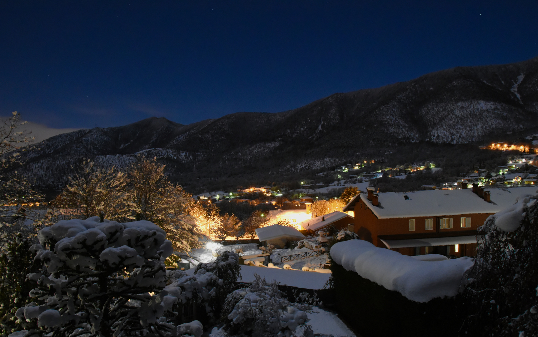 Val Della Torre Notte Neve E Luna Foto Immagini Paesaggi Montagna Luna Foto Su Fotocommunity