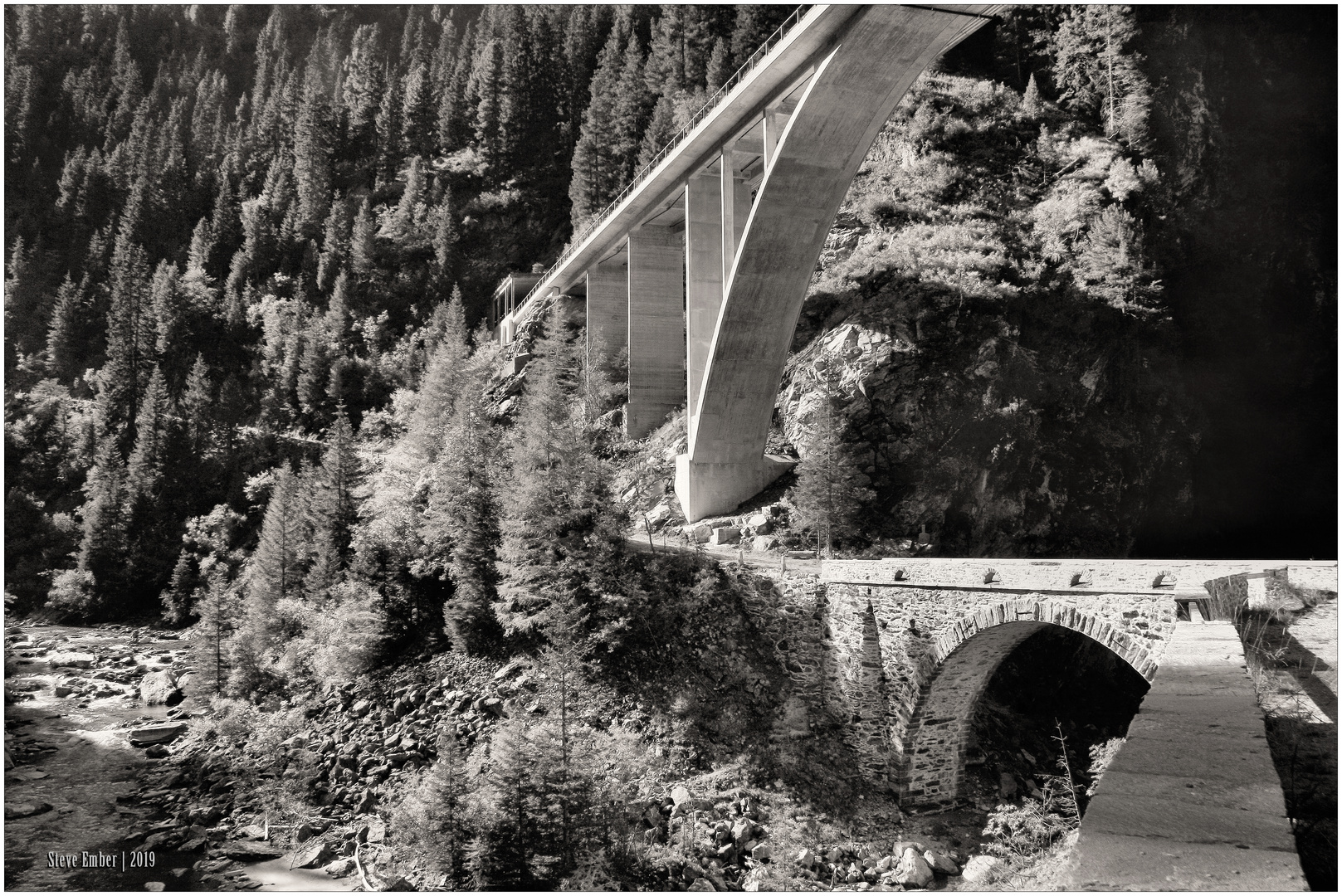 Val di Lei Bridges, Old and New