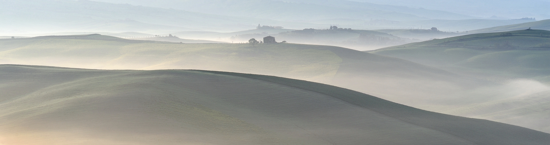 *Val d´Orcia & early morning mist*