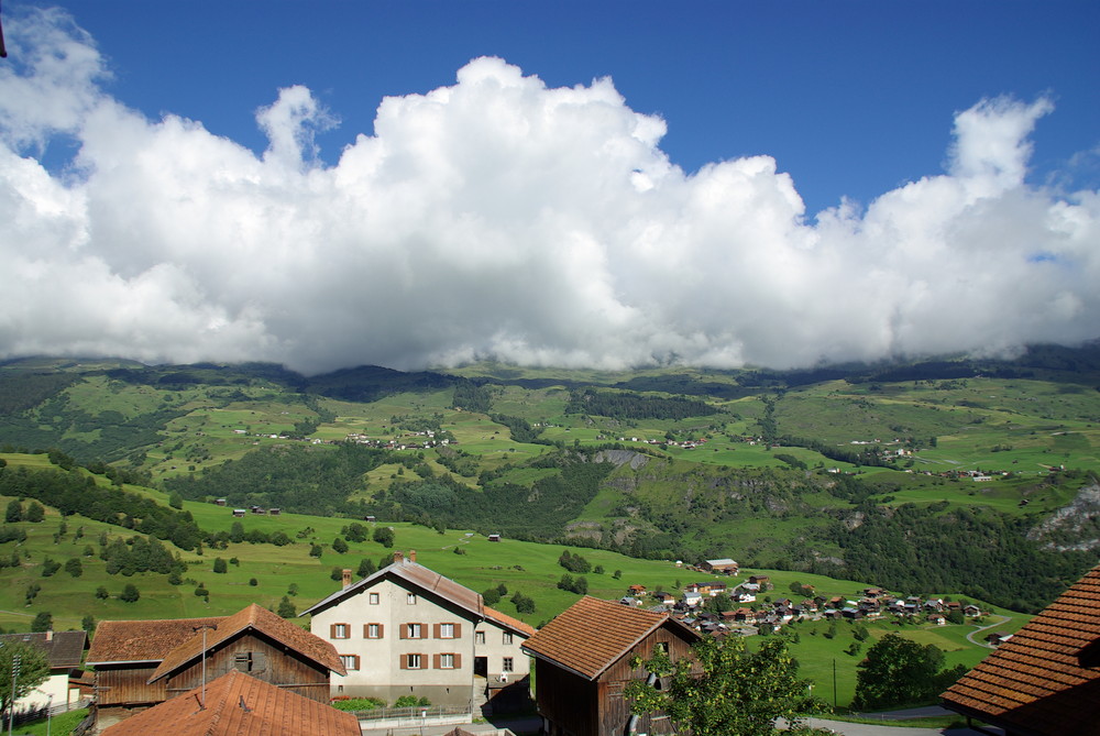 Val Lumnezia. Blick von Tersnaus.