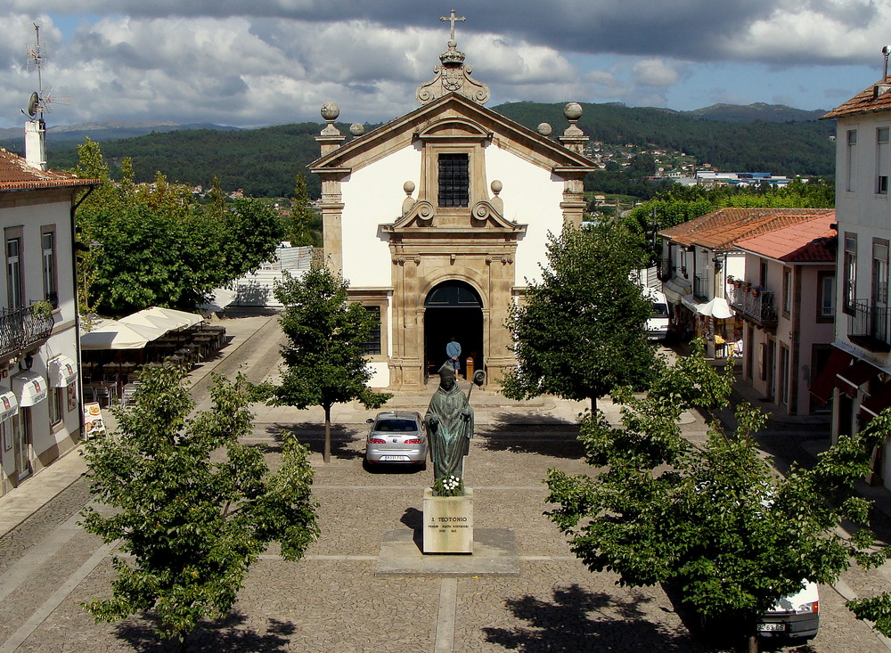 Valença : Centro histórico / Vieille ville / Altstadt..01-01