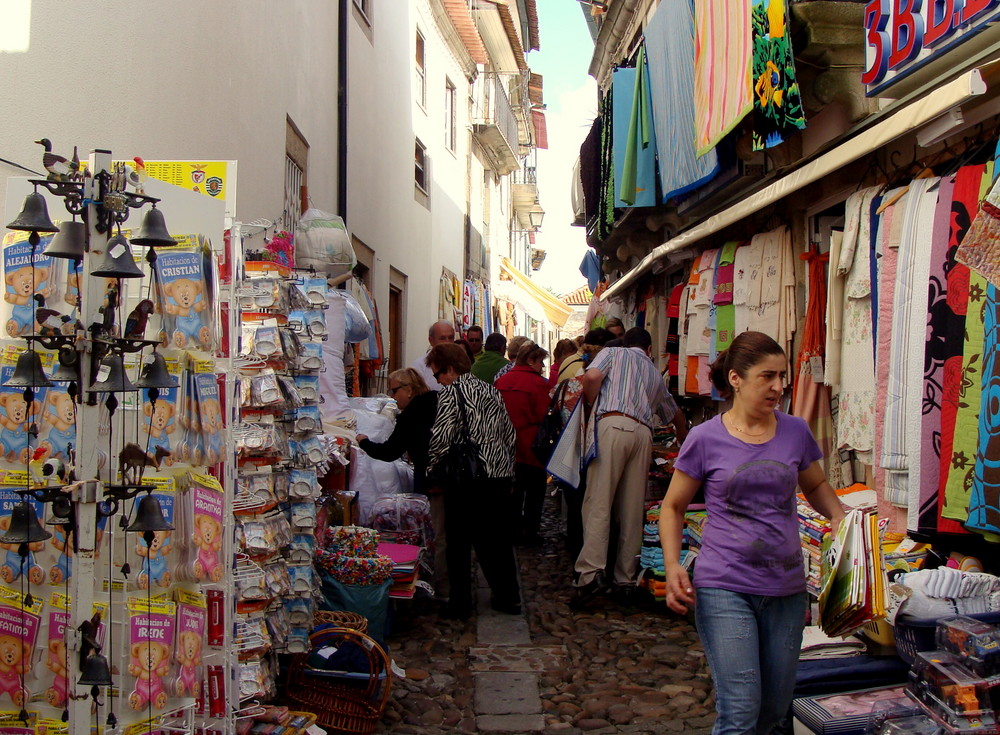 Valença : Centro histórico / Vieille ville / Altstadt..01-04