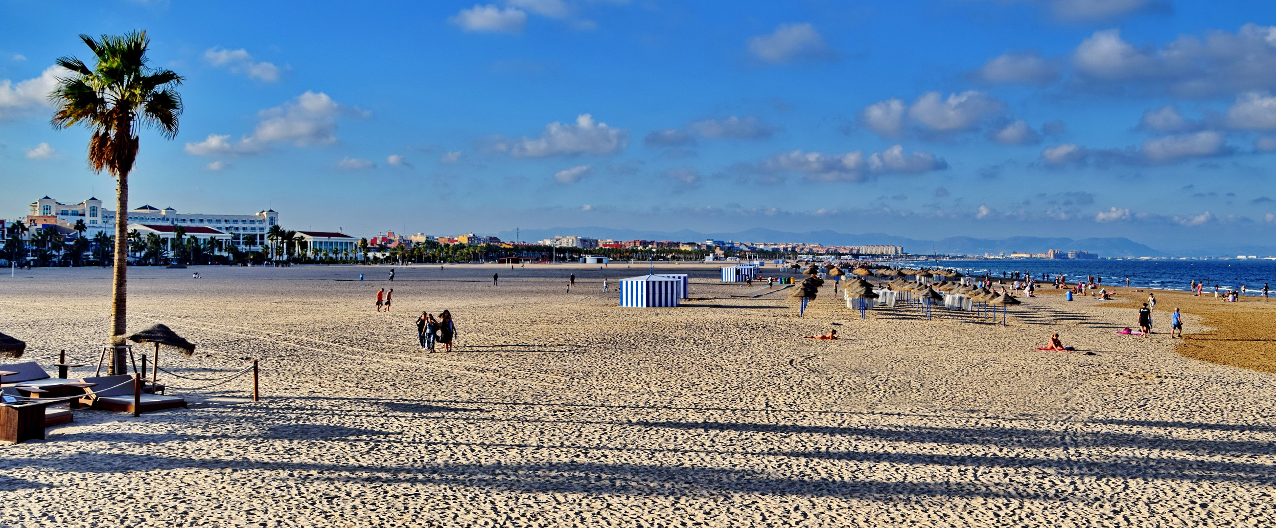 Valencia am Las Arenas Strand