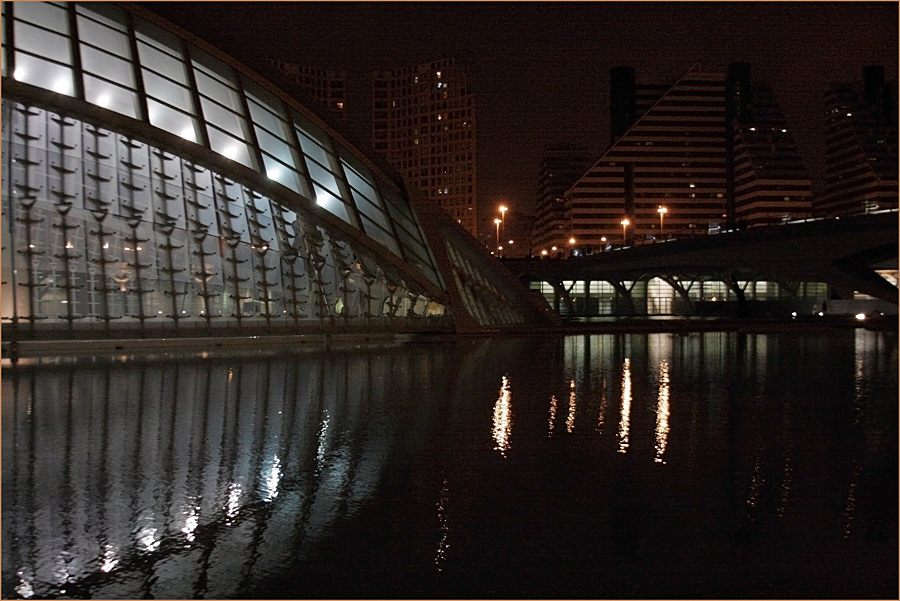 Valencia bei Nacht