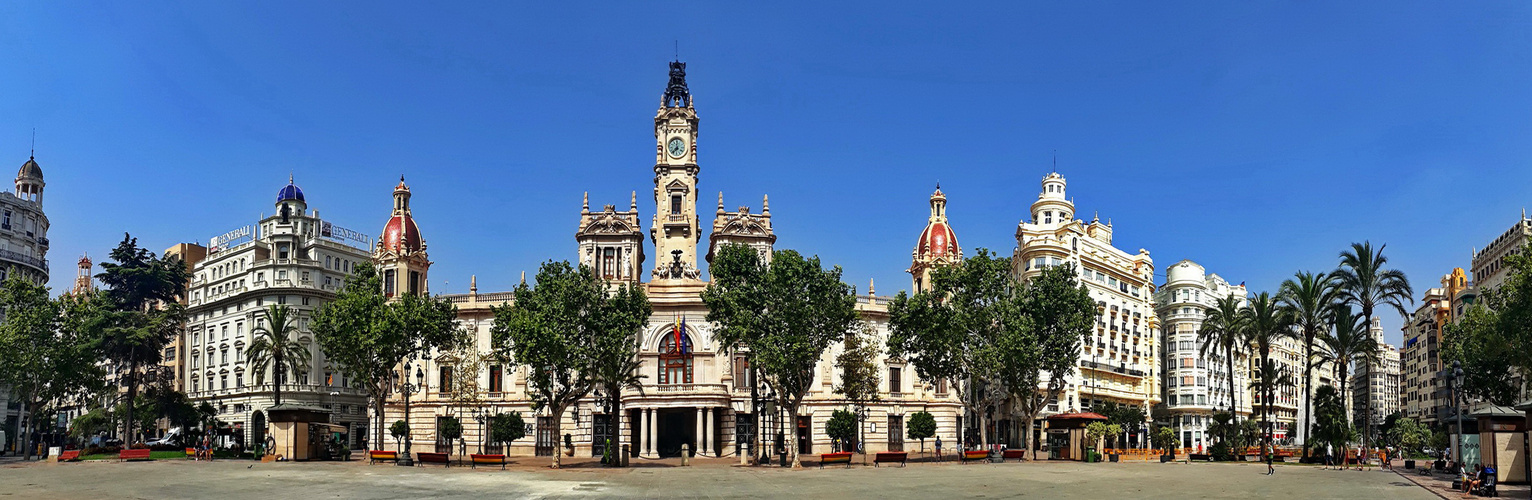 Valencia in Cinemascope, Rathaus