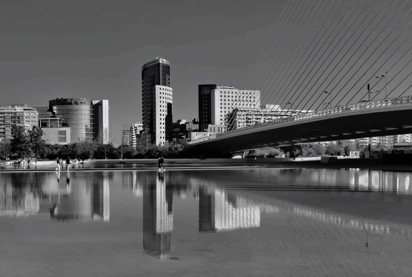 Valencia Skyline