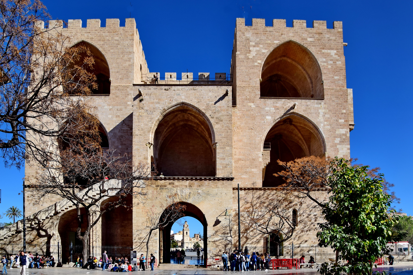 Valencia: Torres de Serranos, Südansicht