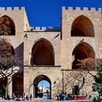 Valencia: Torres de Serranos, Südansicht