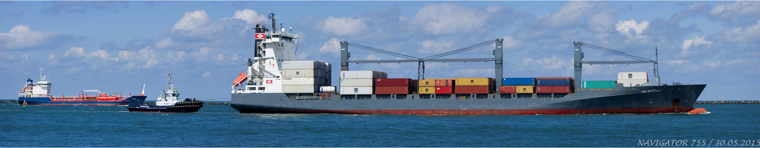 VALENTINA / Container ship / Rotterdam / Bitte scrollen!