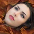 Valeria autumn leaves