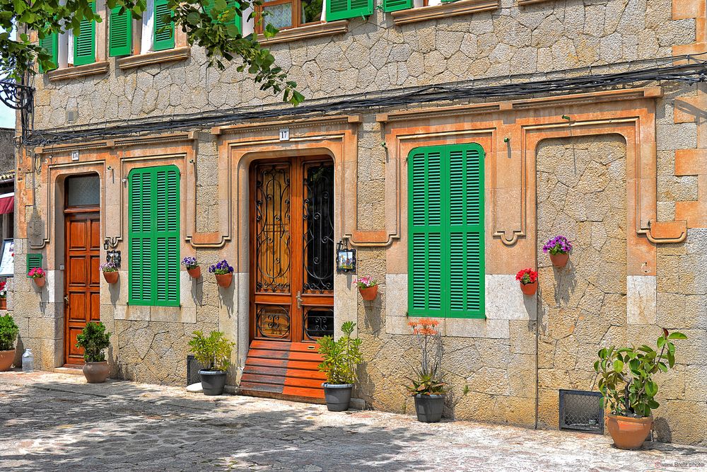 Valldemossa, Plaça de Cartoixa No. 17