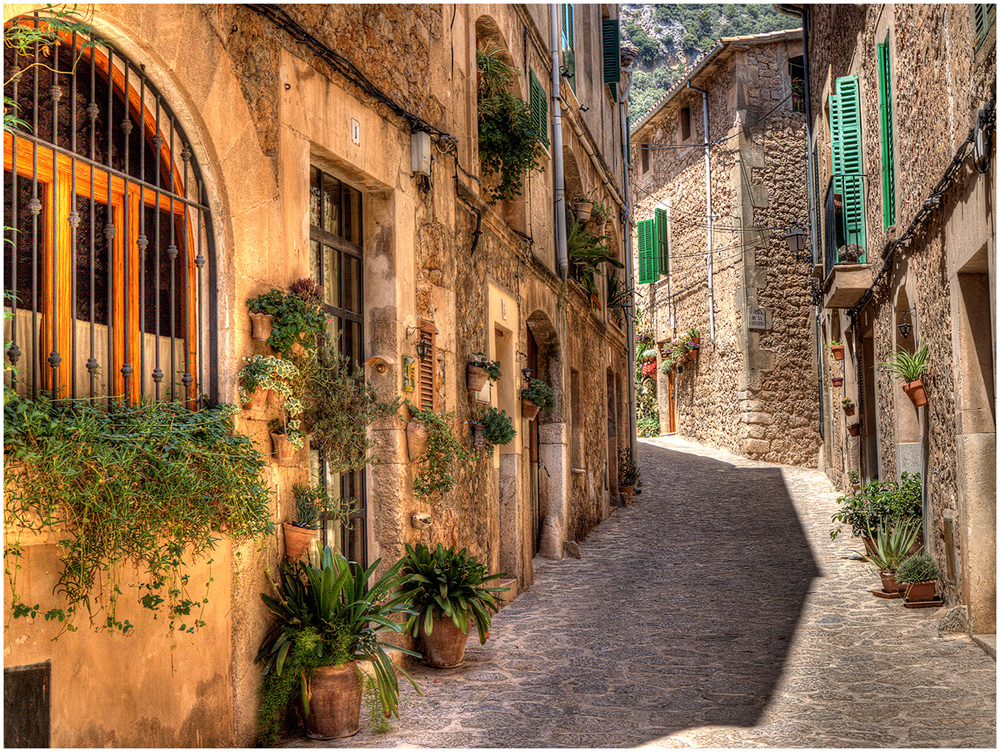 Valldemossa...street view