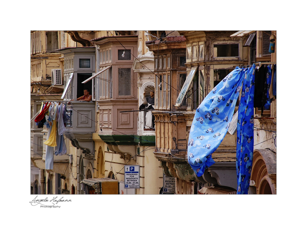 valletta balconies