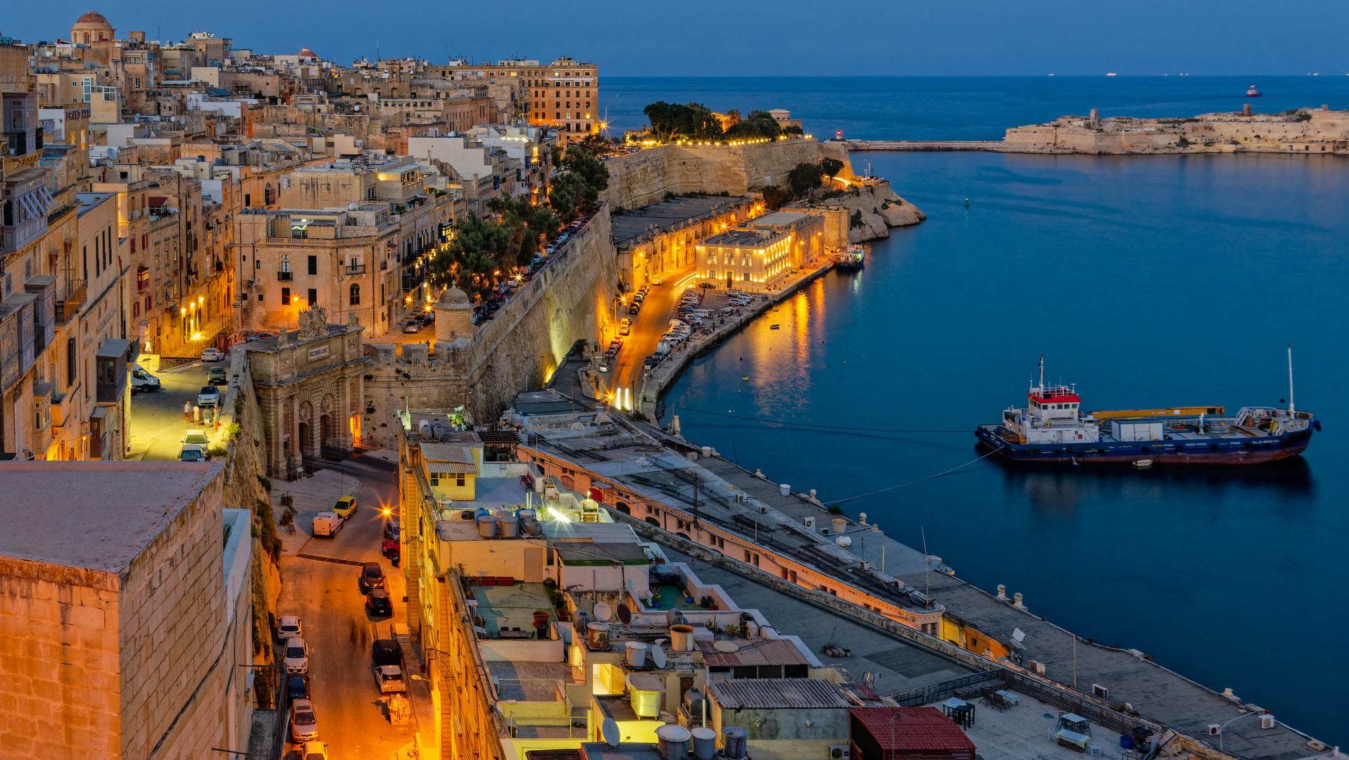 Valletta zur blauen Stunde