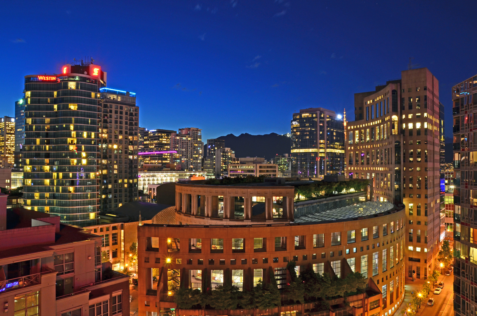 Vancouver Downtown bei Nacht