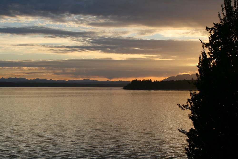 Vancouver Island, Cortes Island by night