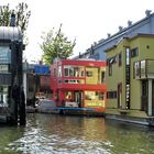 Vancouver Living ... in a Floating Home