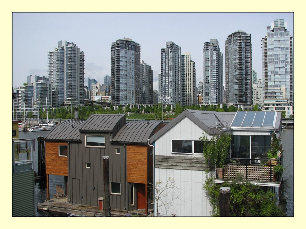 Vancouver Living ... in a Floating Home